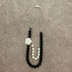Black and White Flower Teething Necklace
